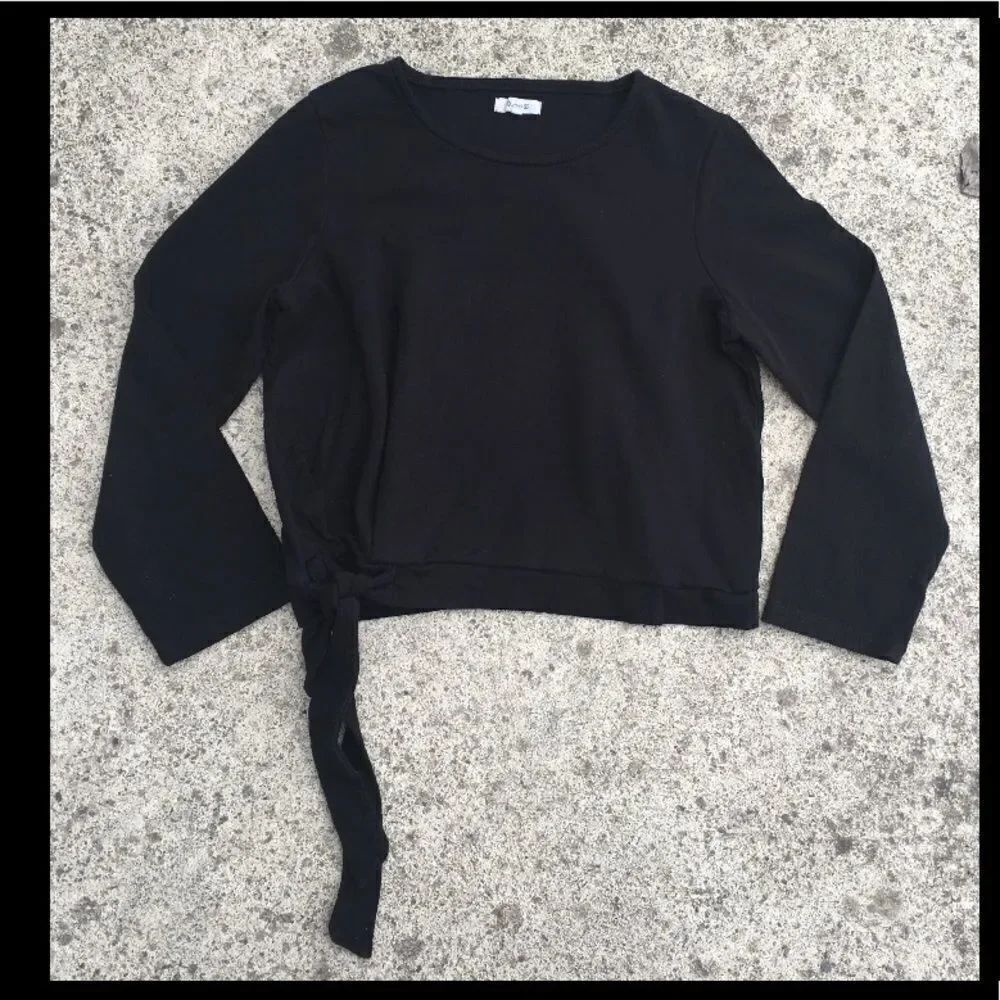 Madewell Texture & Thread side tie top. XL
